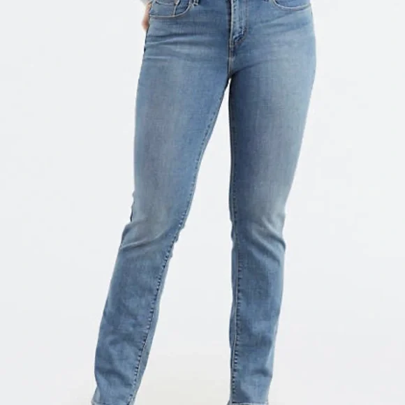 Levi’s 505 Stretchable fabric size 10. Boot cut. - Picture 2 of 7